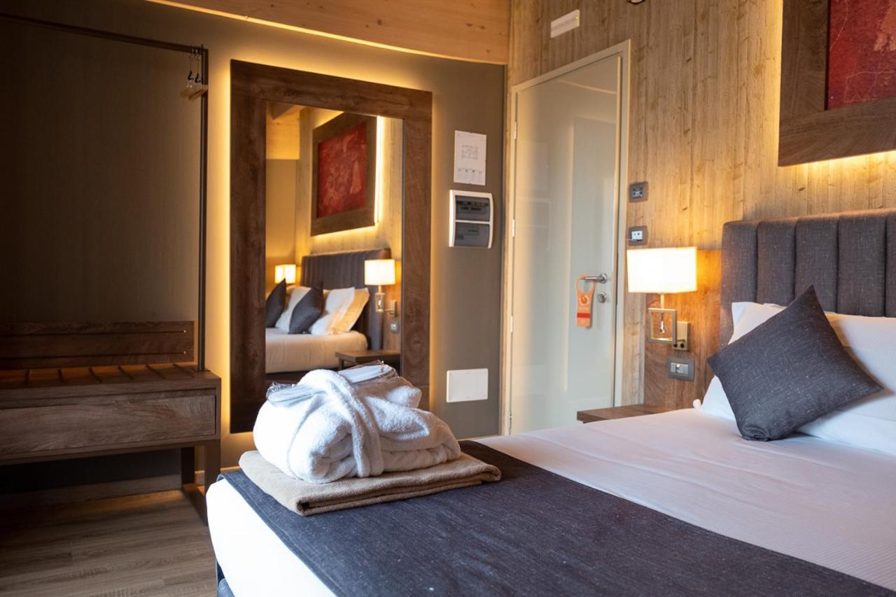 Lake Hotel La Pieve Пизонье Экстерьер фото