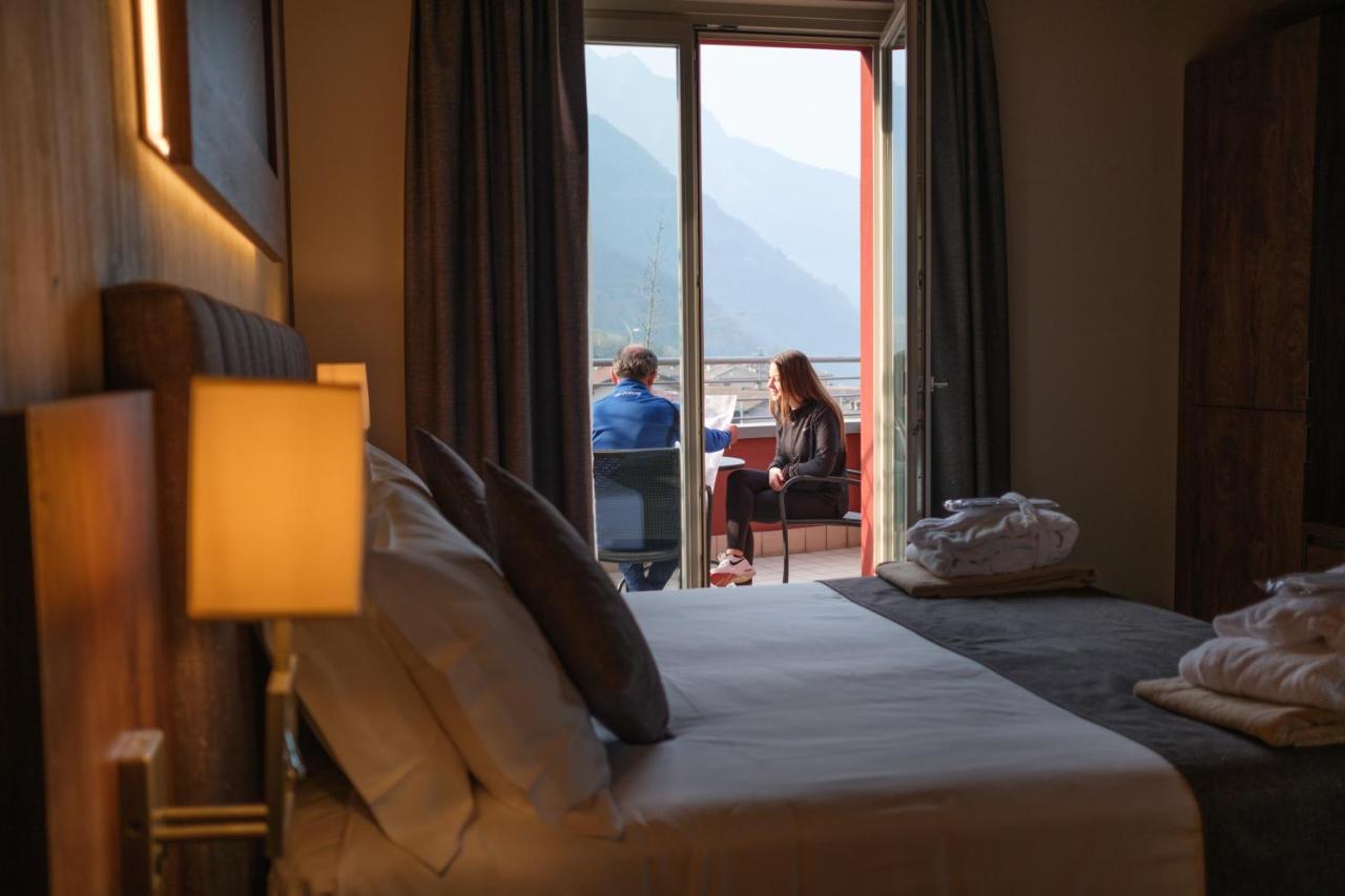 Lake Hotel La Pieve Пизонье Экстерьер фото